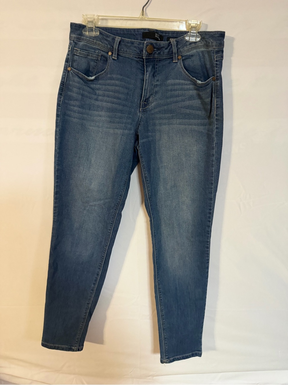 1822 Denim Women’s Mid-Rise Blue Jeggings